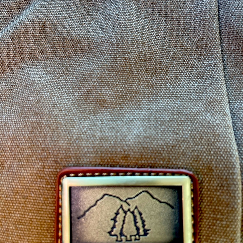 Colorado Crossbody Bag. ✌️♥️👜 - Picture 3 of 5